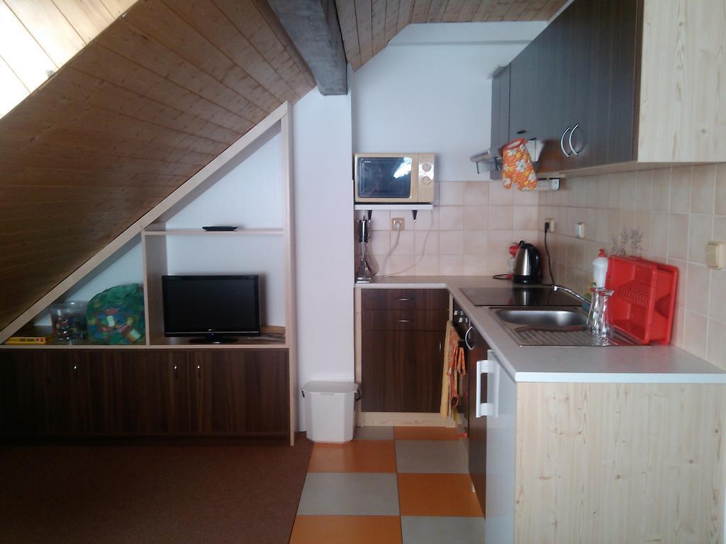 Apartmany Kuratko Benecko Eksteriør billede